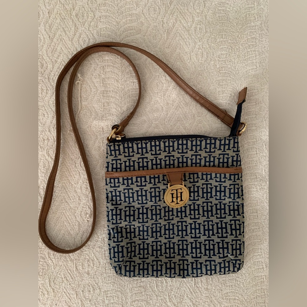 TOMMY HILFIGER | crossbody bag